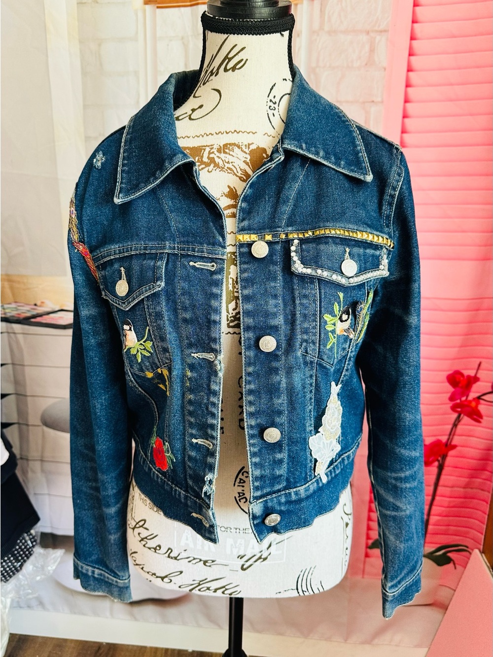 Vintage Paris Blues Embroidered Denim Jacket